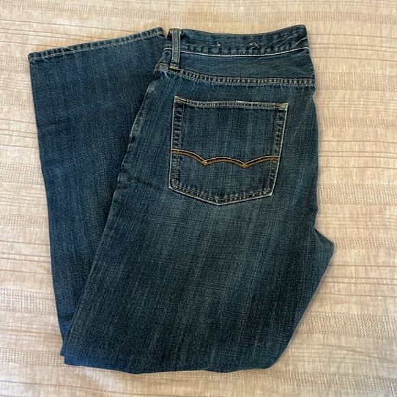 American Eagle men’s medium wash Original Straight jeans. Size 33x30 - Picture 2 of 5